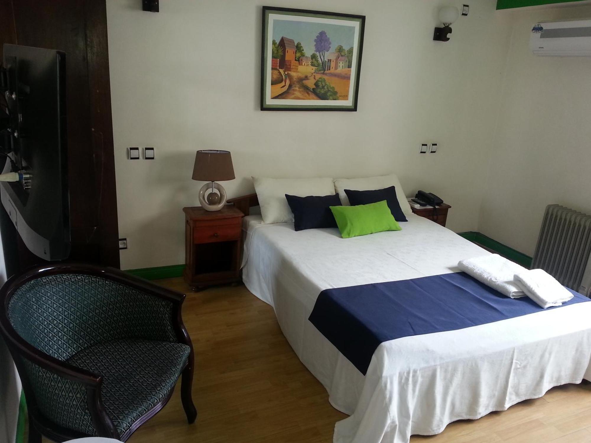 Hotel De L'Avenue - Tana City Centre Antananarivo Zimmer foto